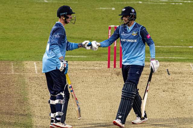 T20 Blast: Harry Brook, Joe Root give Yorkshire the perfect start