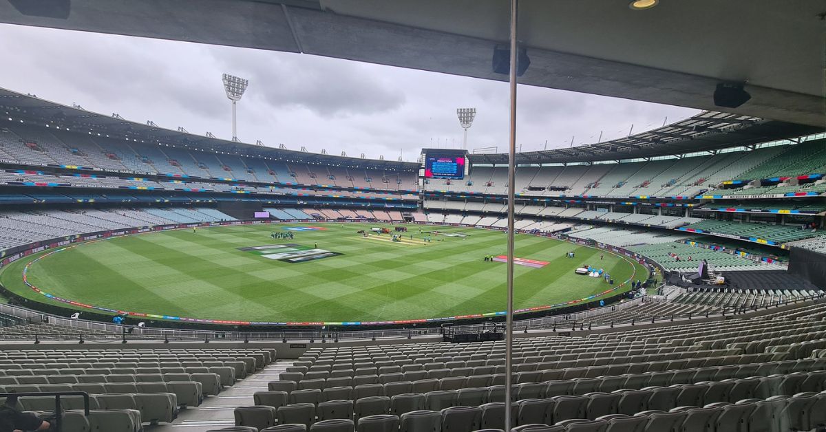 To the MCG for cricket, atmosphere, dreams, and maybe, rain