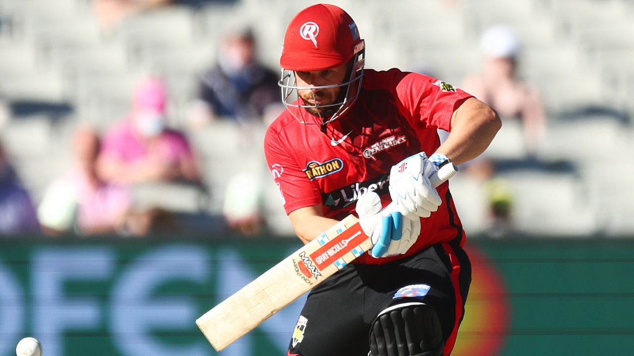 Finch 43-ball 70 guides Renegades to thrilling win