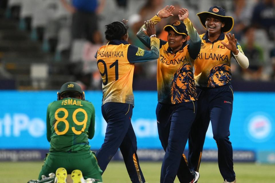 Spinners help Sri Lanka stun South Africa in T20 World Cup opener