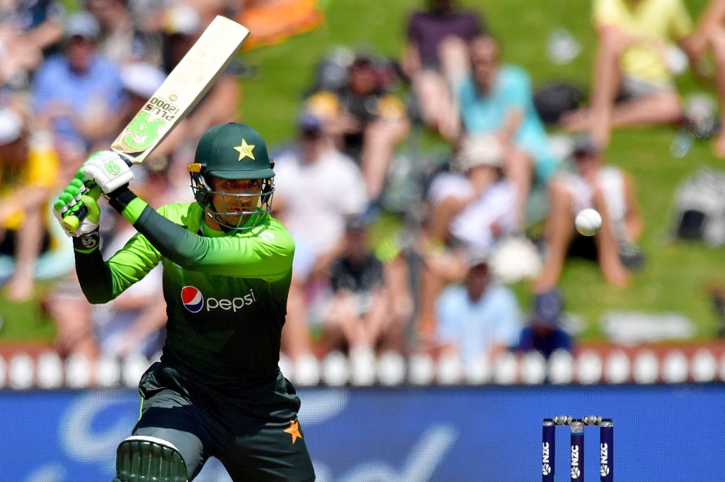 Fakhar Zaman hundred helps Pakistan ace 289 chase