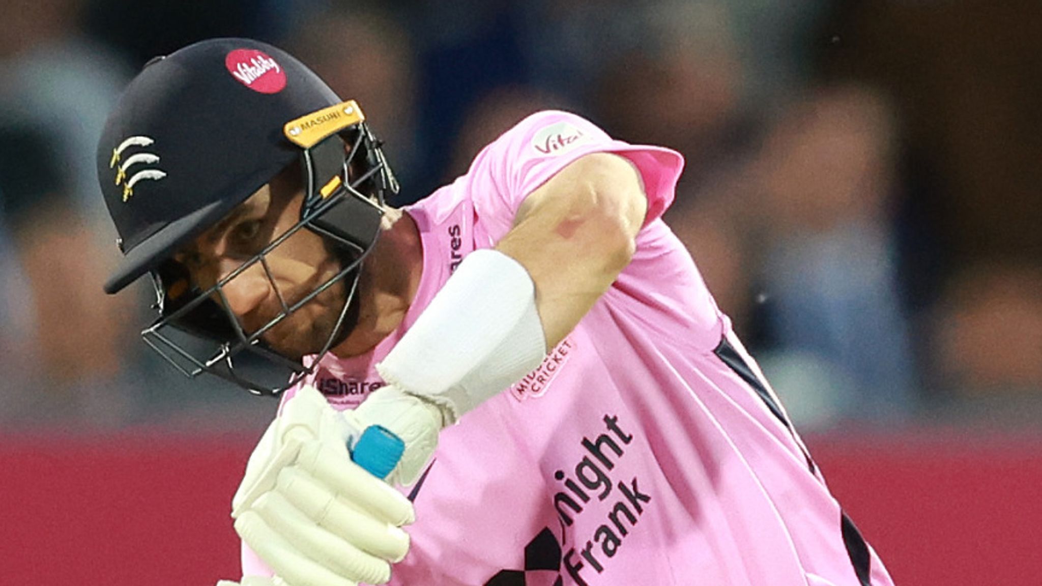 Middlesex finally open account with record run chase