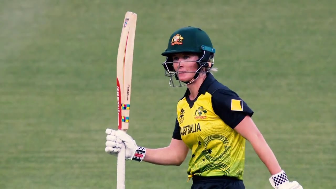 Classy Mooney keeps her cool to hand Australia thrilling win