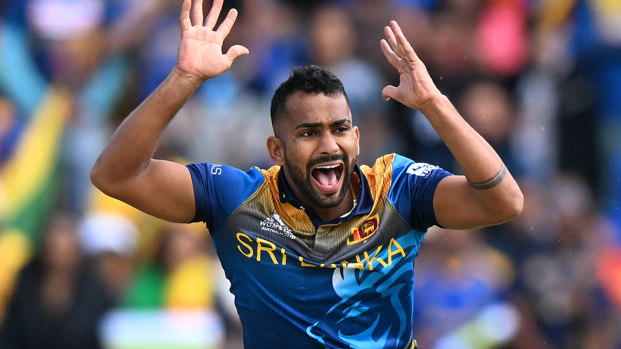 Chamika Karunaratne replaces injured Dasun Shanaka in Sri Lanka squad